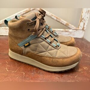 Teva Ember Commute Quilted High-Top Waterproof Hiking Boots